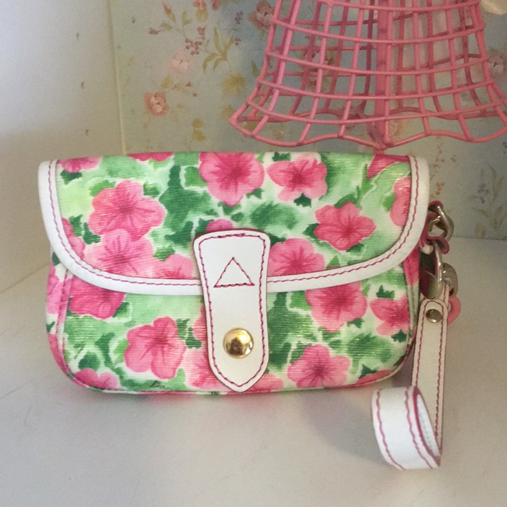 Dooney and Bourke wristlet